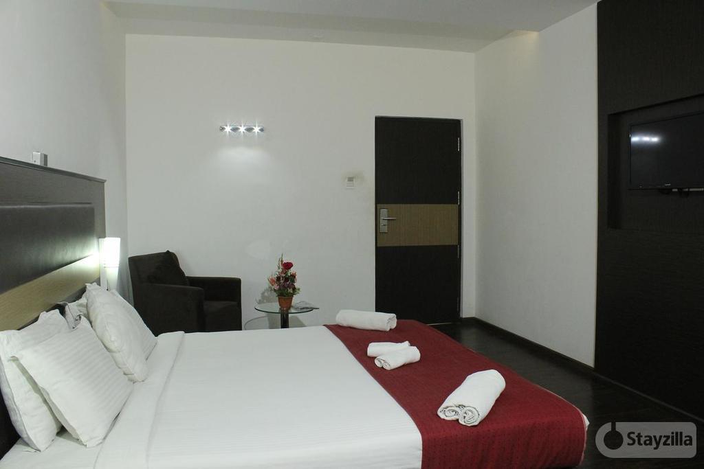 Hotel The Home Тирупур Екстериор снимка